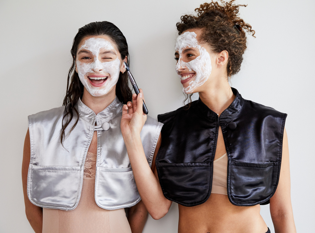 Elevate Wedding Glamour - The Perfect Bridesmaid Gift