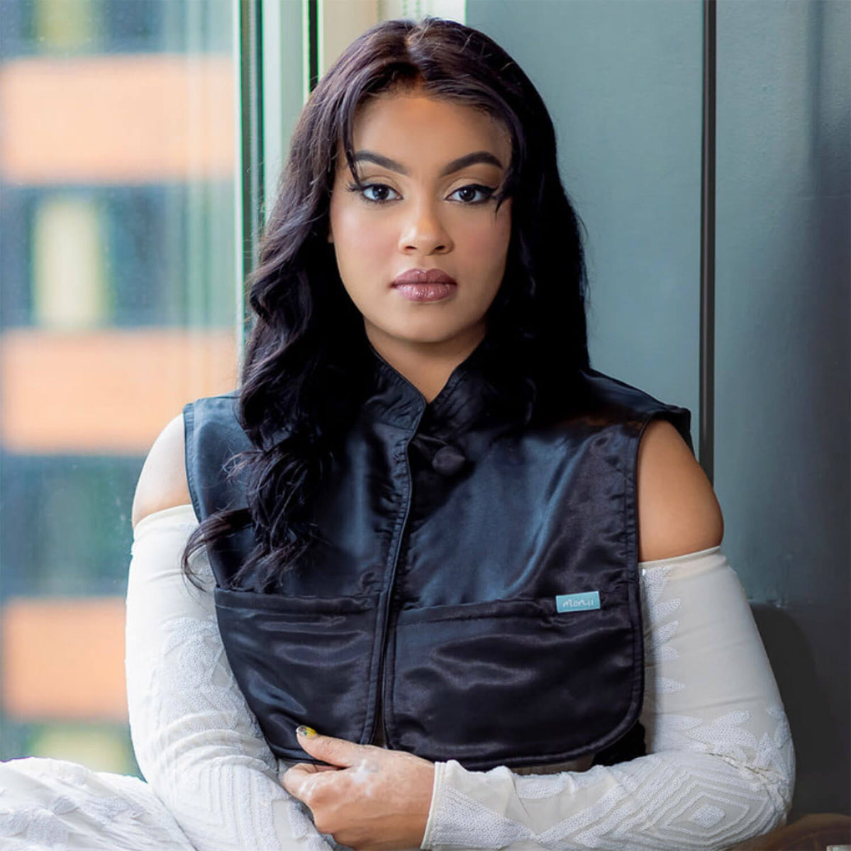 Moonlight Black Bridal Beauty Cape