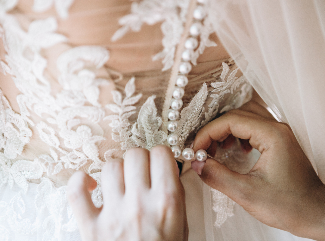 Wedding Day Prep - Tips and Tricks for Brides and Bridesmaids